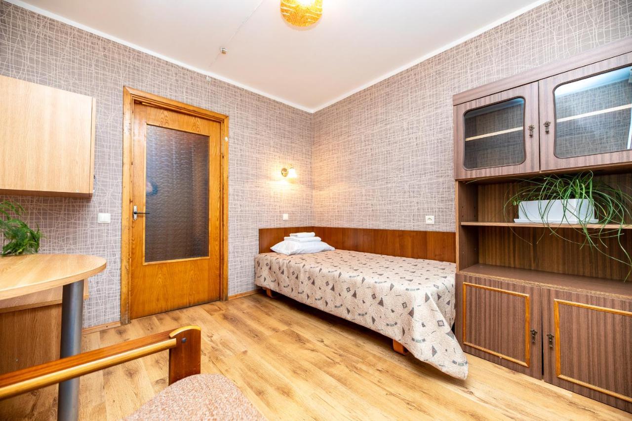 Hotel Poilsio Namai "Vyturys" Palanga Exterior foto